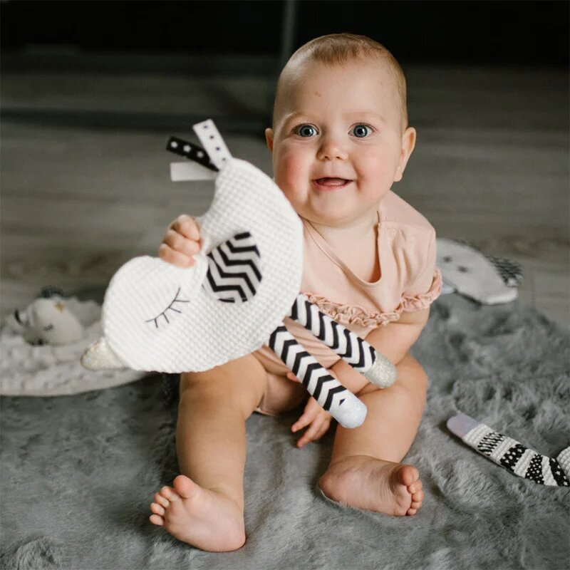 BabyOno Have Fun Blink & Smile играчка за заспиване Little Birdie 1 бр.