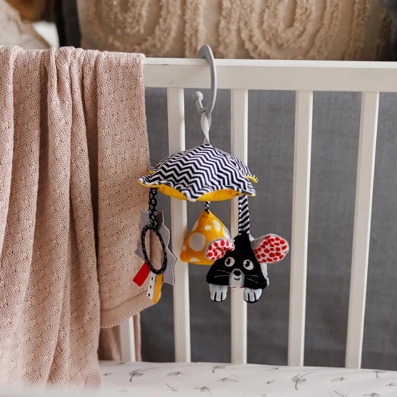BabyOno Mouse контрастна играчка за окачане 0m+ 1 бр.