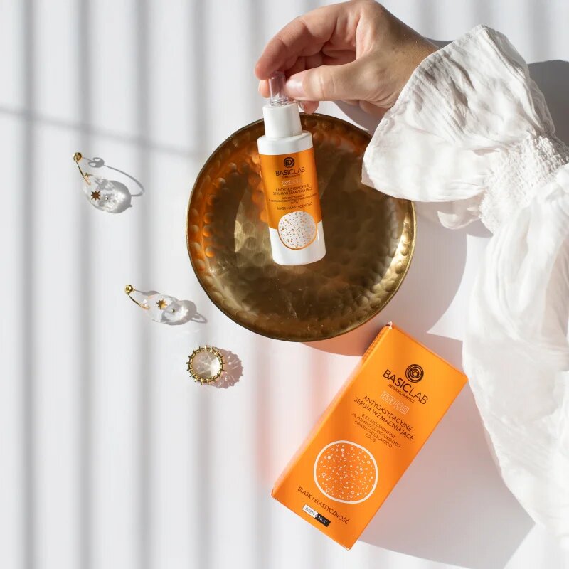 BasicLab Dermocosmetics Esteticus антиоксидантен серум увеличаващ еластичността на кожата 0.5% Ergothioneine 5% Diglucosyl gallic acid complex 30 мл.
