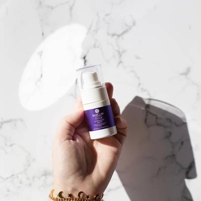 BasicLab Dermocosmetics Esteticus Коригиращ серум против пигментни петна 0.05% Pure Retinal 15 мл.