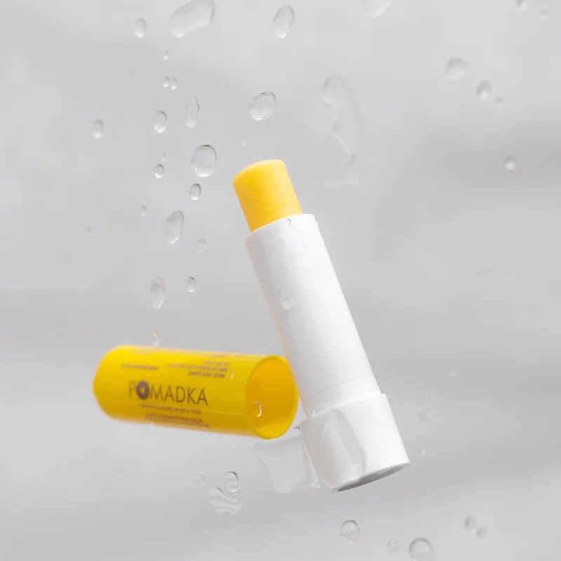 BasicLab Dermocosmetics Famillias хидратиращ балсам за устни 4 гр.