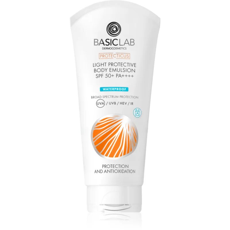 BasicLab Dermocosmetics Protecticus хидратираща и защитна емулсия за лице и тяло SPF 50+ водоустойчива 100 мл.