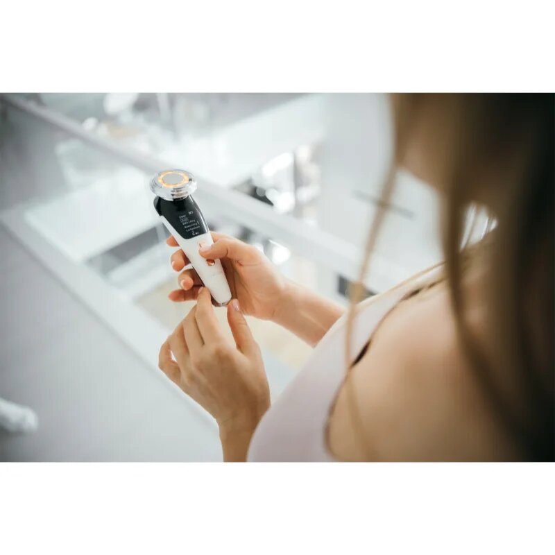 Beautifly B-Glossy Pro интелигентна четка за почистване на лице 1 бр.