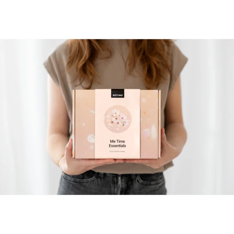 Beauty Box Notino –⁠⁠⁠⁠⁠⁠ Me Time Essentials × Loono (Charity Edition) подаръчен комплект за жени