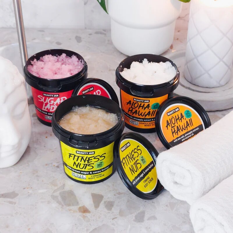 Beauty Jar Sugar Lady пилинг за тяло с аромат на малини 180 гр.