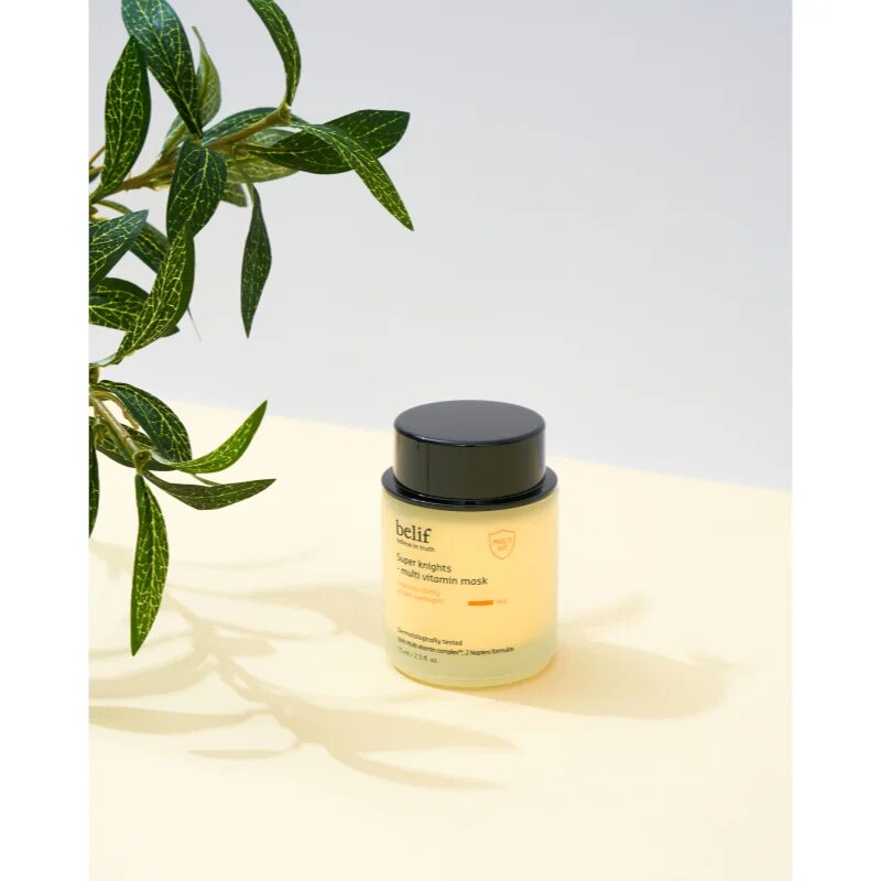 belif Super Knights Multi Vitamin Mask интензивна нощна маска за бърза регенерация на суха и дехидратирана кожа за всички типове кожа на лицето 75 мл.