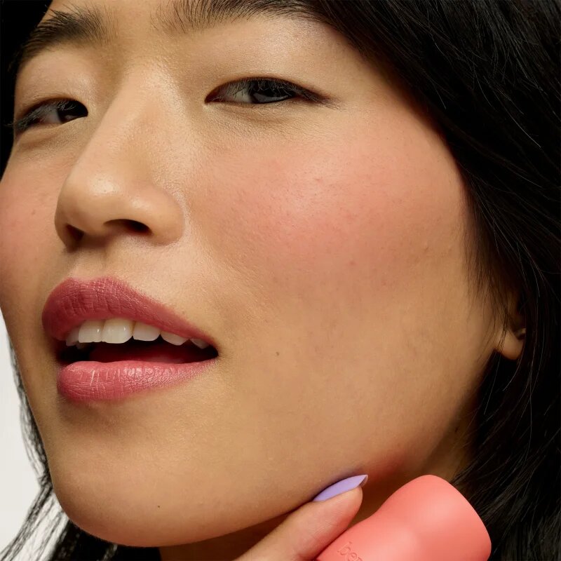 Benefit Play Daze течен руж цвят Apricotta 6 мл.
