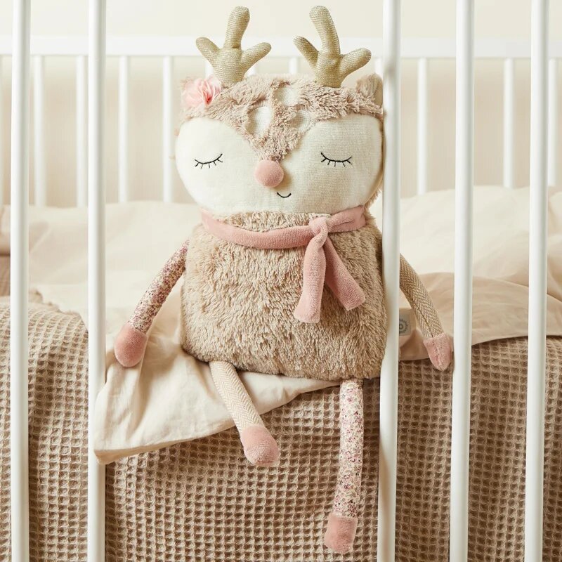 Bieco Cuddly Pillow Fawn Ella плюшена възглавничка 9 m+ 1 бр.