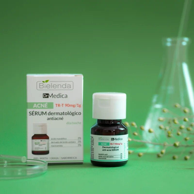 Bielenda Dr Medica Acne серум за лице за регулиране на излишния себум и проявите на акне 30 мл.