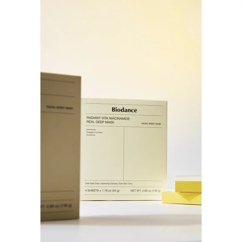 Biodance Radiant Vita Niacinamide Real Deep Mask озаряваща маска за лице да уеднакви цвета на кожата 1 бр.