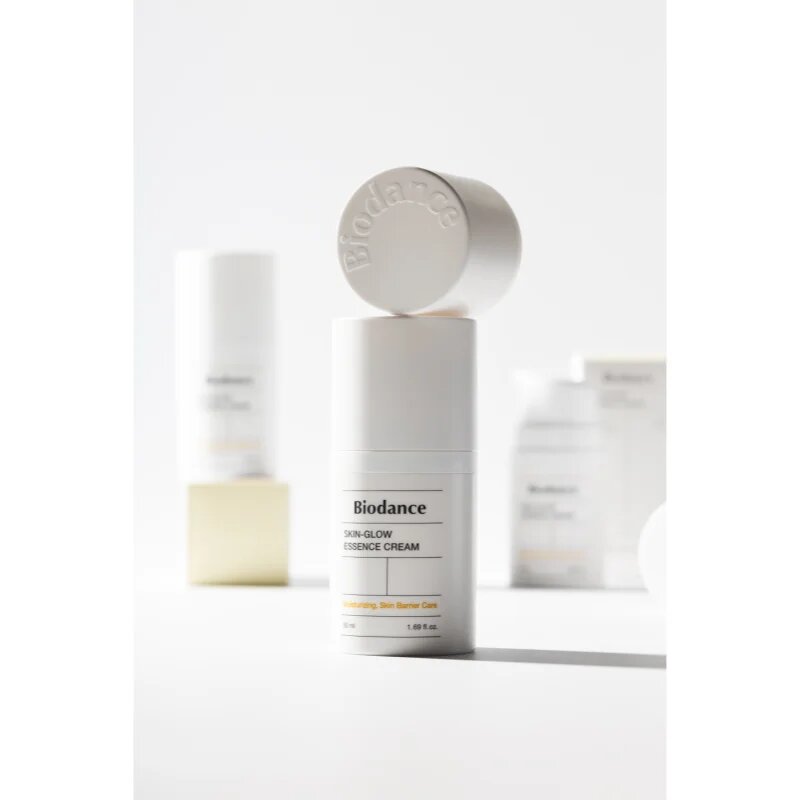 Biodance Skin Glow Essence Cream хидратиращ крем за лице за озаряване на лицето 50 мл.