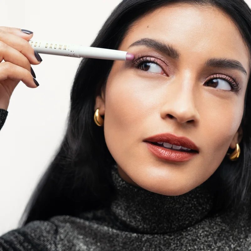 Bobbi Brown Long-Wear Cream Shadow Stick дълготрайни сенки за очи в молив цвят Radiant Pink 1.6 гр.