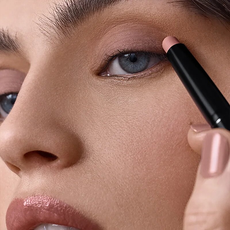Bobbi Brown Long-Wear Dual-Ended Cream Shadow Stick сенки за очи в молив дуо цвят Milk Chocolate / Midnight Brown 1.6 гр.