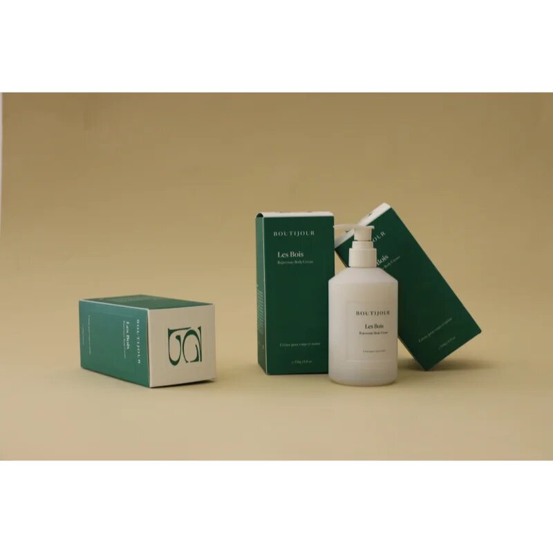 BOUTIJOUR Les Bois Rejuvenate Body Cream подхранващ крем за тяло за суха кожа 250 гр.