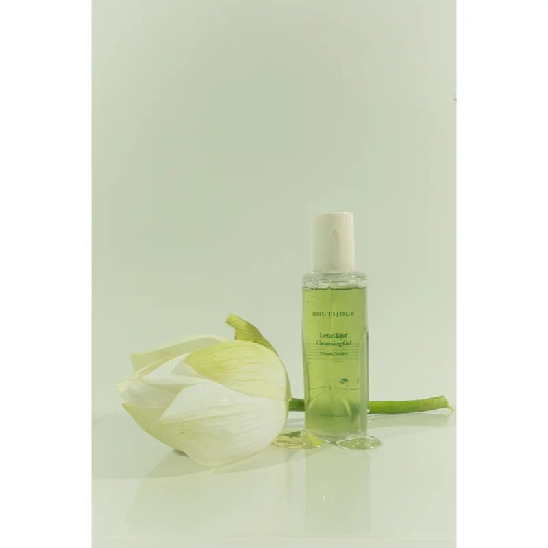 BOUTIJOUR Lotus Leaf Cleansing Gel овлажняващ почистващ гел с успокояващ ефект 125 мл.