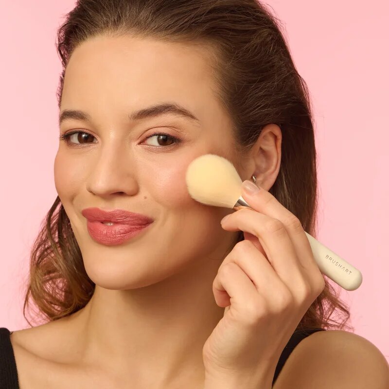 BrushArt Basic Blush brush четка за руж 1 бр.
