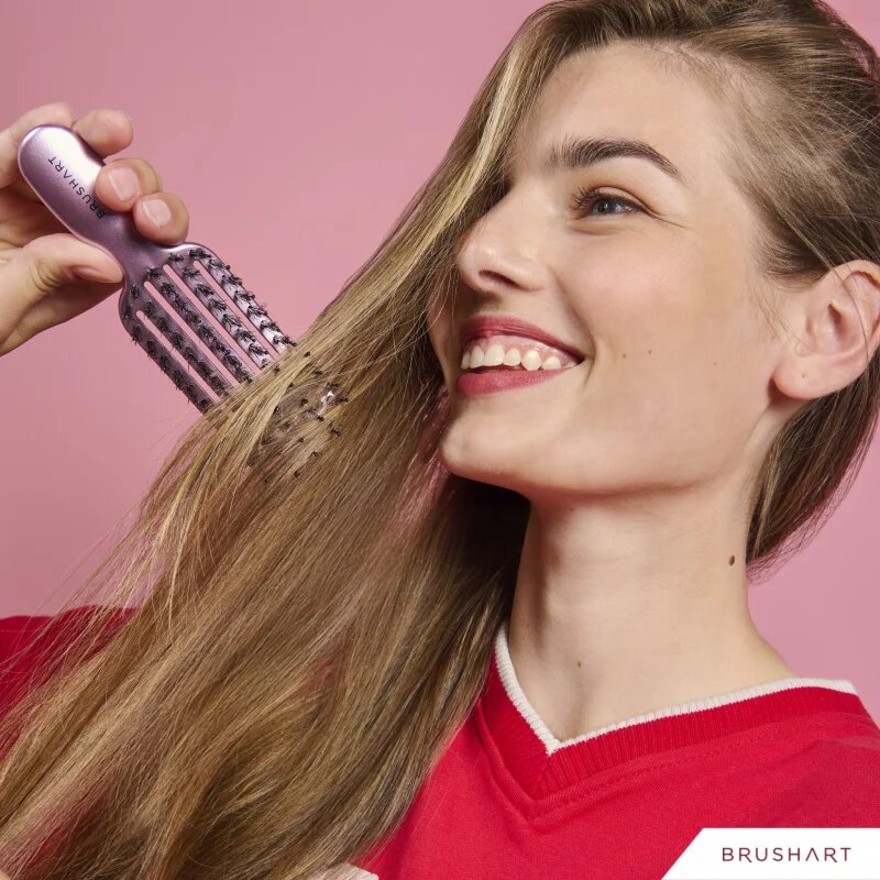 BrushArt Hair Vent blowdry hairbrush with boar bristles Четка за коса с влакна от найлон и глиган Mini 1 бр.