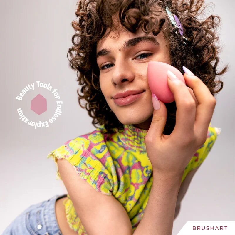 BrushArt Make-up Sponge Basic прецизна гъбичка за фон дьо тен 1 бр.