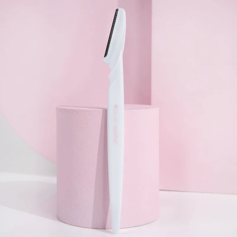 Brushworks Angled Dermaplaners бръснач за лице