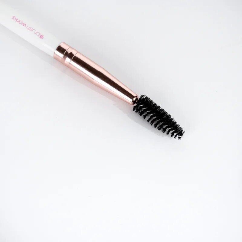 Brushworks Double Ended Brow Brush четка за оформяне на вежди с четка 1 бр.
