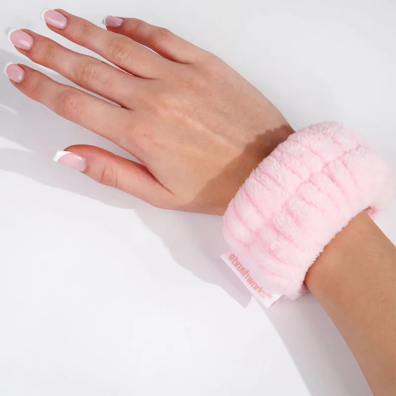Brushworks Microfibre Wrist Wash Bands гривни против стичаща се вода при миене на лицето от микровлакна 2 бр.