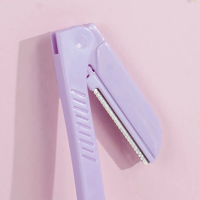Brushworks Precision Eyebrow Razor Pastel бръснач за вежди