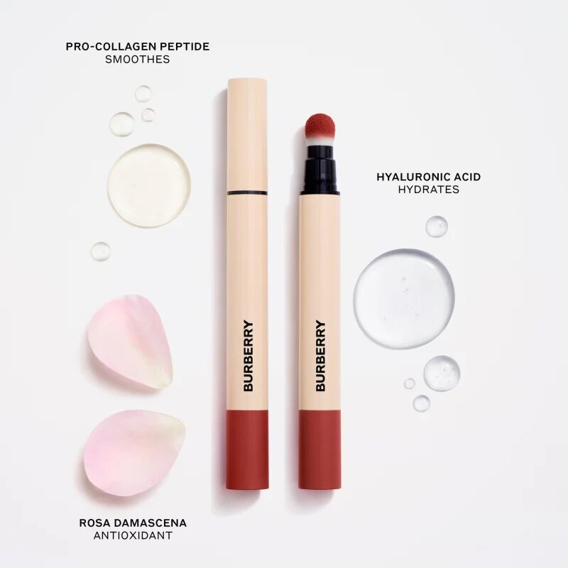 Burberry Brit Matte Veil матиращо хидратиращо течно червило цвят Red Brick 656 3 мл.