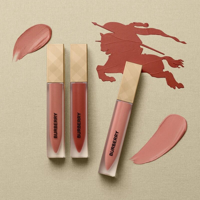 Burberry Kisses Liquid Matte матиращо течно червило цвят Tang Red 108 6 ML 6 мл.