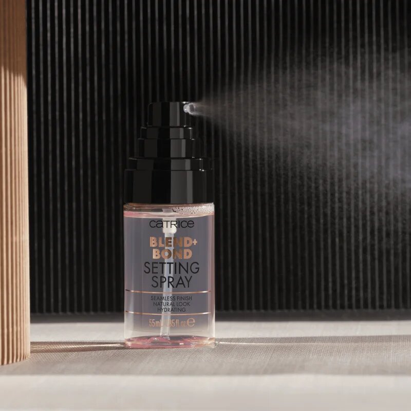 Catrice Blend + Bond фон дьо тен фиксатор 55 мл.
