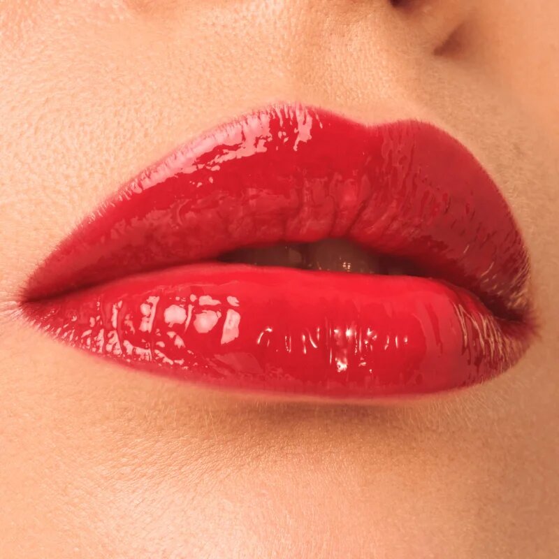 Catrice Colour Glaze Lip Tint силно пигментиран блясък за устни цвят 040 Tint Me Red 3 мл.