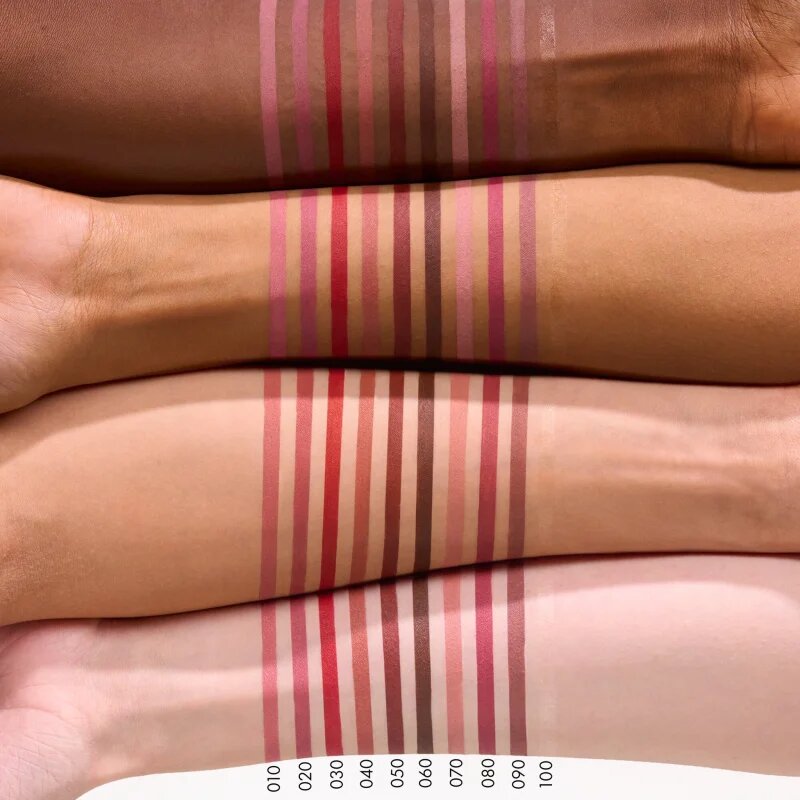Catrice Gel Glide Long-Lasting Lip Liner молив-контур за устни с матиращ ефект цвят 030 Left On Red 1.5 гр.