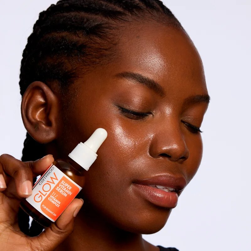 Catrice Glow Super Vitamin озаряващ серум с витамини 30 мл.