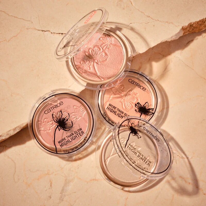 Catrice More Than Glow озаряваща пудра цвят 010 - Ultimate Platinum Glaze 59 гр.