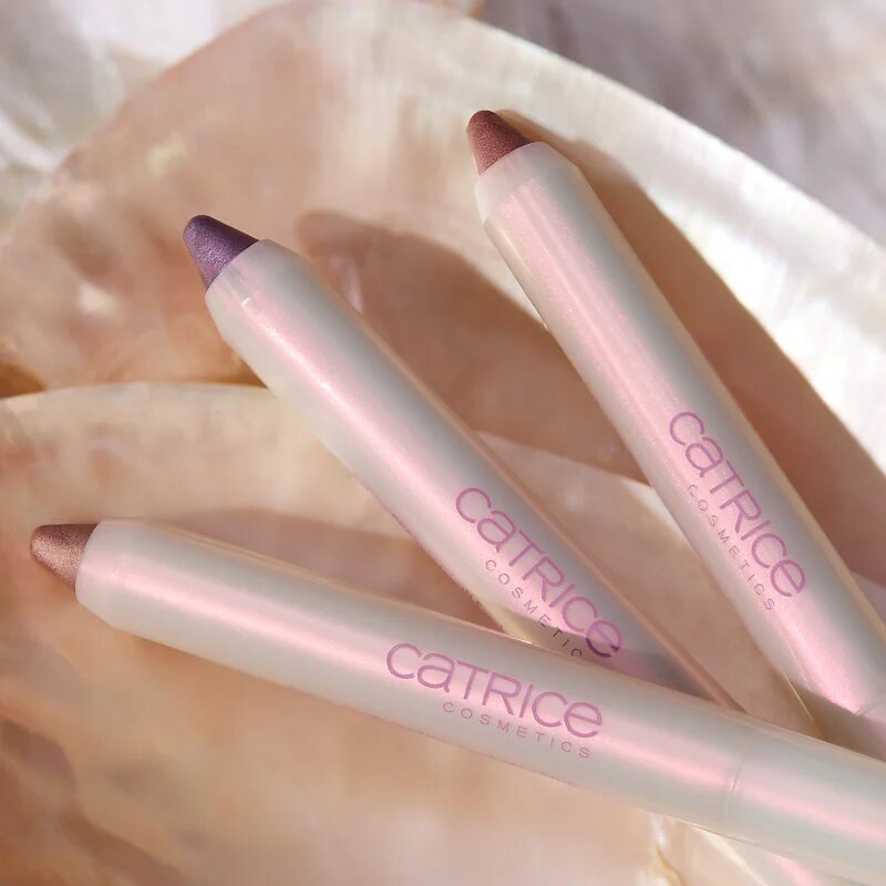 Catrice PEARLFECTION интензивни сенки за очи в стик цвят 02 Pearl Glaze гр.