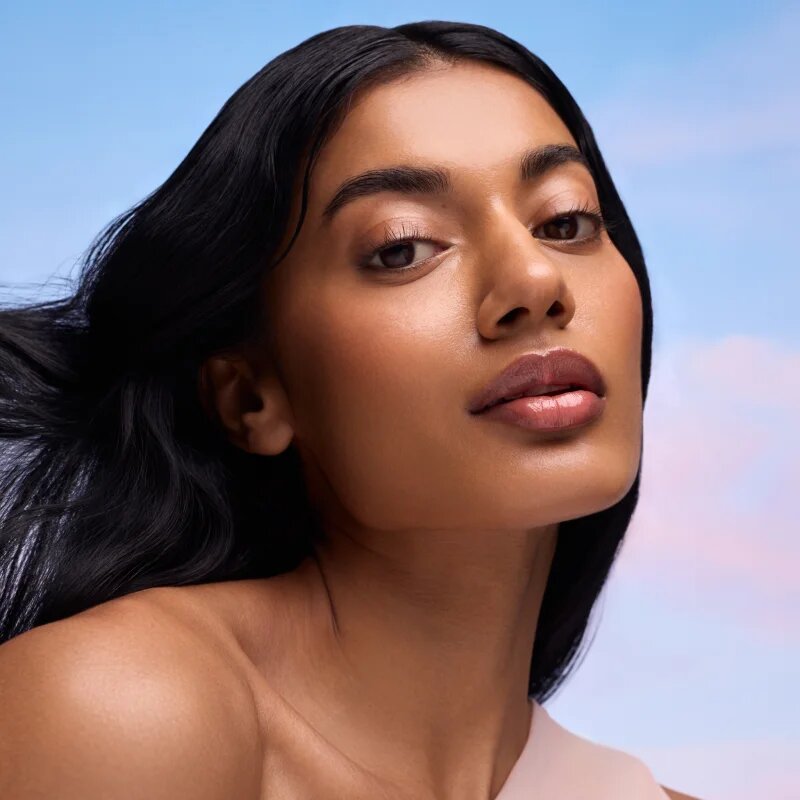 Catrice Peptide Drip Milky Lip Serum гланц-грижа за устни с пептиди цвят C020 Feelin' Peachy 9 мл.