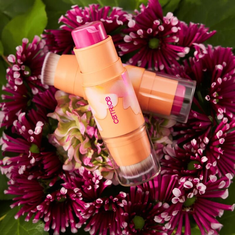 Catrice SEEKING FLOWERS освежаващ руж в стик цвят C01 Berrylicious 7 гр.