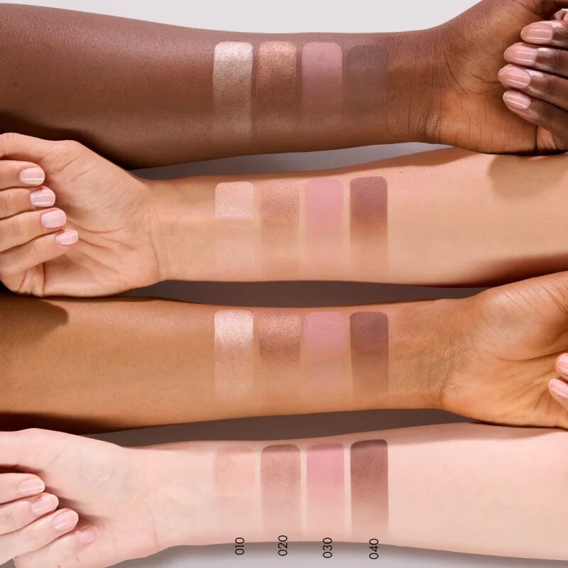 Catrice Soft Blend Eyeshadow Stick дълготрайни сенки за очи в молив водоустойчиви цвят 010 Golden Glow 1.65 гр.