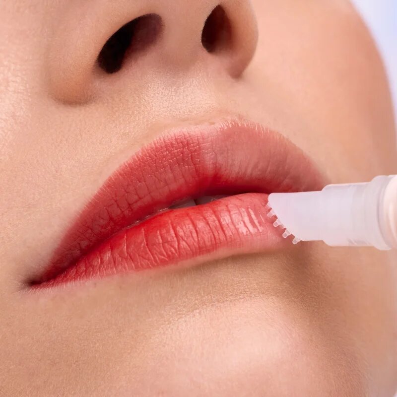 Catrice Wipe It Off Lip Tint Eraser продукт за отстраняване на цвета за устни C010 Un-Tinted 8 мл.