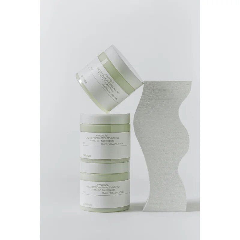 celimax Ji Woo Gae One Step Body Brightening Pad ексфолиращи възглавнички за тяло 60 бр.