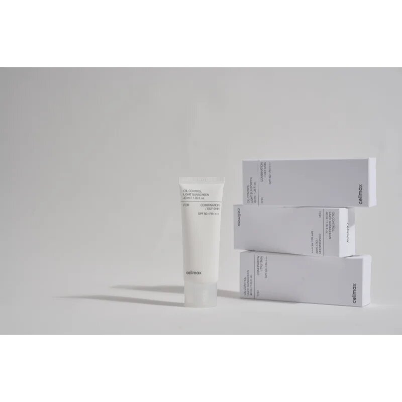 celimax Oil Control Light Sunscreen слънцезащитен крем SPF 50+ за смесена и мазна кожа 40 мл.