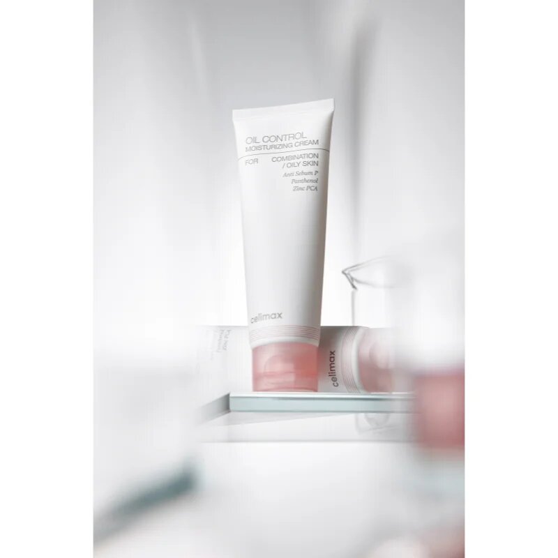 celimax Oil Control Moisturizing Cream подхранващ крем за регулиране на себума 80 мл.