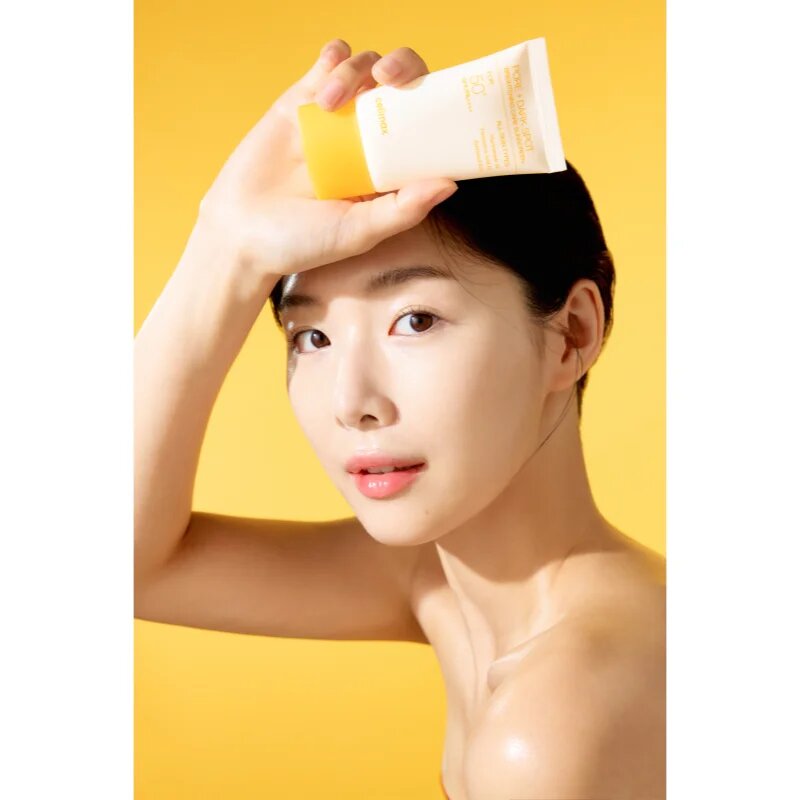 celimax Pore+Dark Spot Brightening Care Suncream слънцезащитен озаряващ крем SPF 50+ 50 мл.