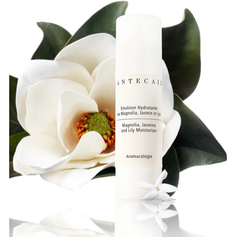 Chantecaille Magnolia Jasmine and Lily Moisturizer хидратиращ крем за лице за успокояване на кожата 50 мл.