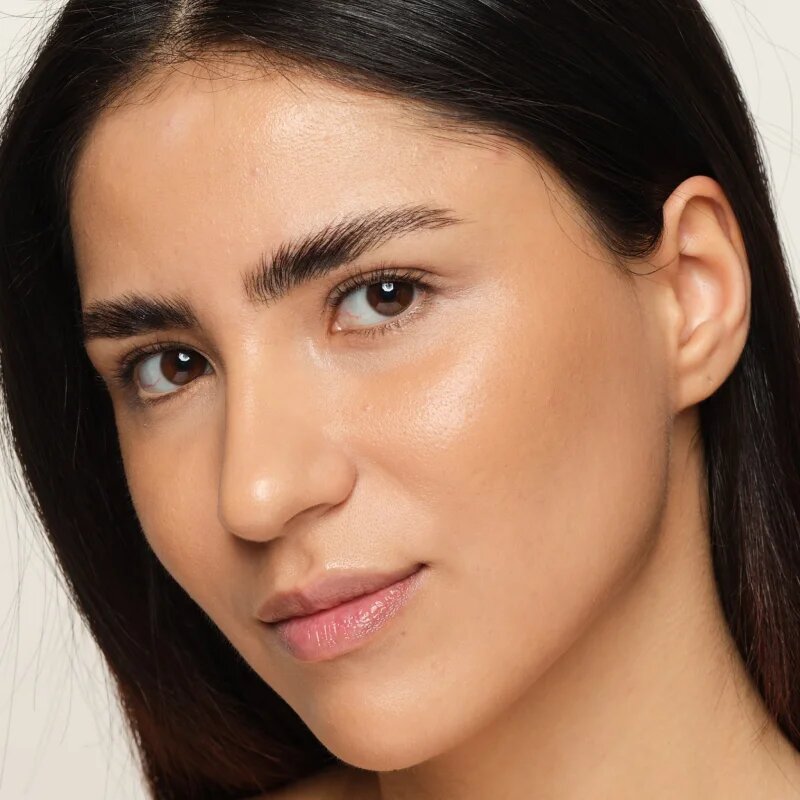 Chantecaille Sheer Glow Face Tint тониращ гел за освежаване и изглаждане на кожата Bronze 30 гр.