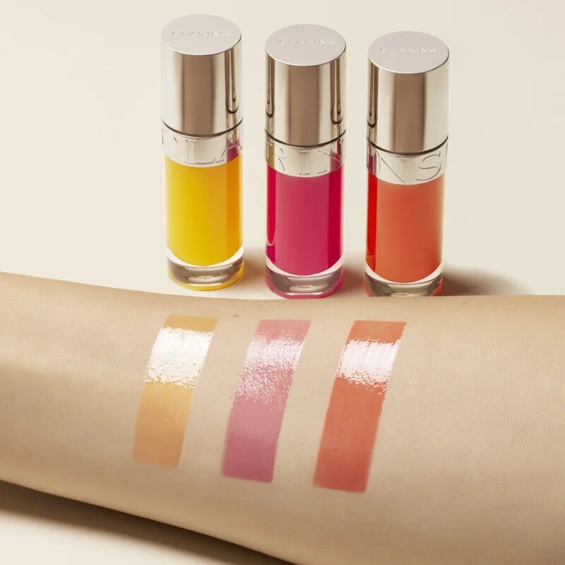 Clarins Lip Comfort Oil Limited Edition масло от нар с хидратиращ ефект цвят 22 daring orange 7 мл.