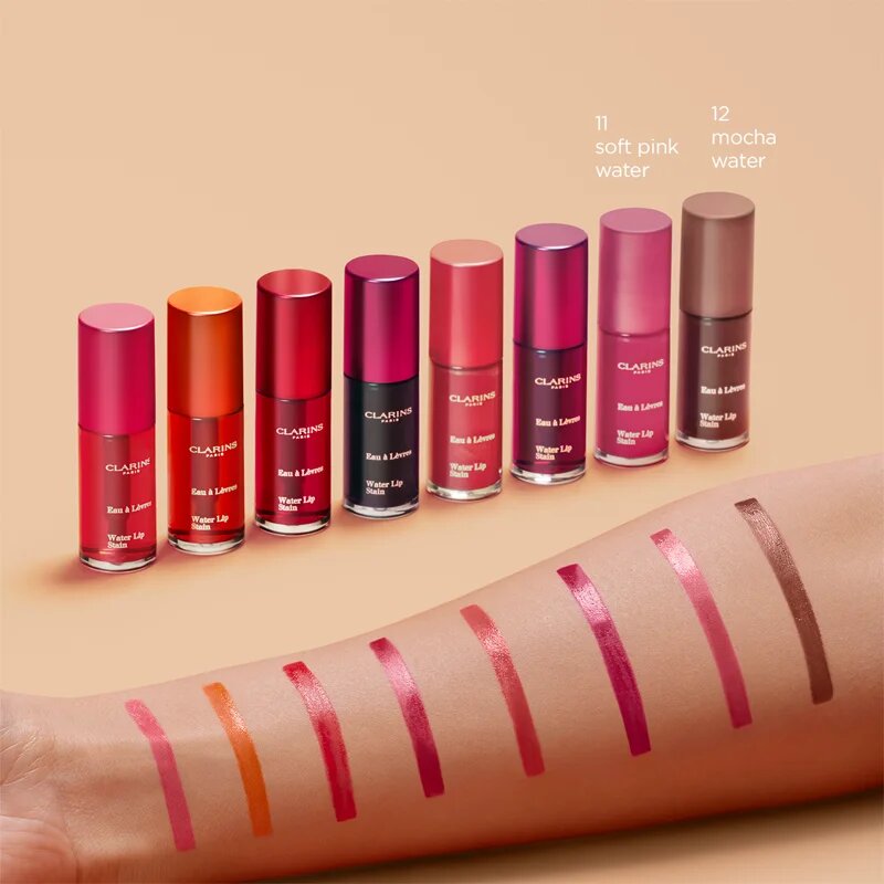 Clarins Water Lip Stain гланц за устни с матиращ ефект с хидратиращ ефект цвят 12 Mocha Water 7 мл.