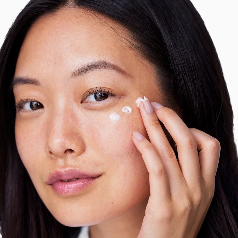 Clinique All About Eyes™ околоочен крем против отоци и тъмни кръгове 15 мл.