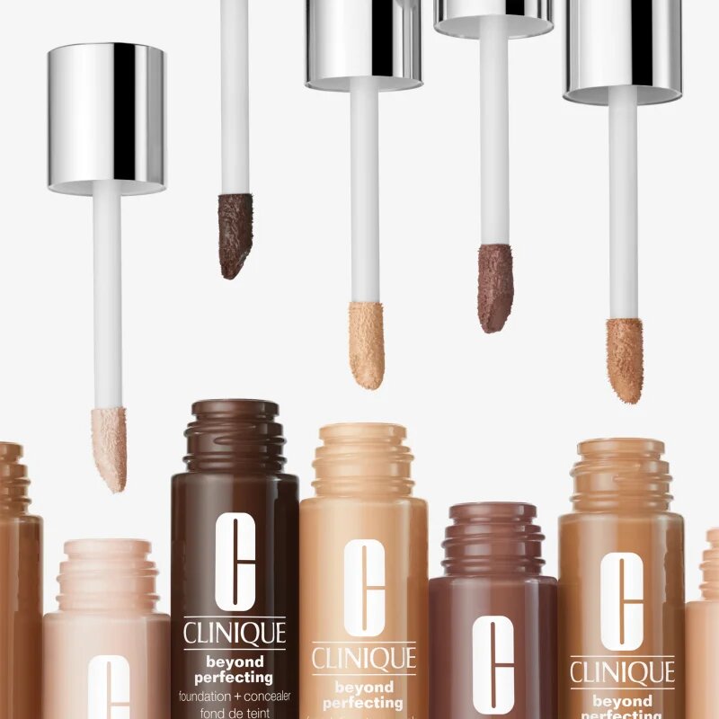 Clinique Beyond Perfecting™ Foundation + Concealer грим и коректор 2 в 1 цвят CN 52 Neutral 30 мл.
