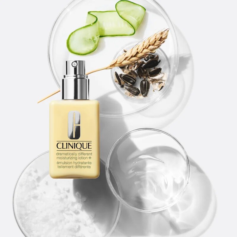 Clinique Dramatically Different™ Moisturizing Lotion SPF50 хидратиращ крем за лице SPF 50 50 мл.