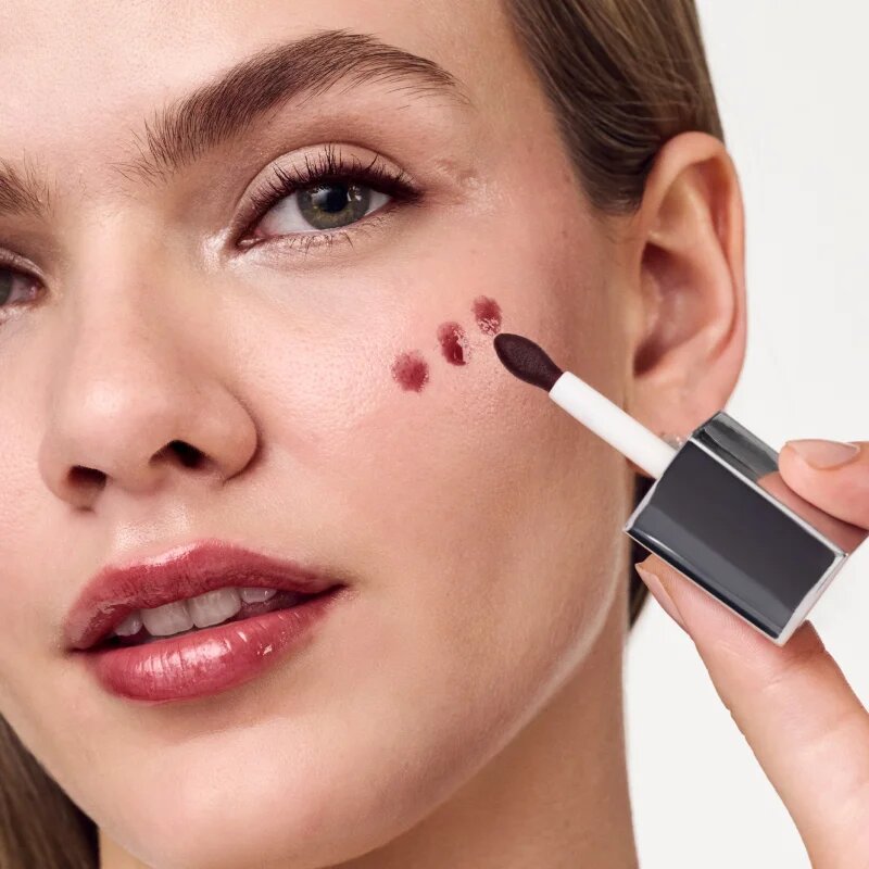 Clinique Pop™ Lip and Cheek Oil мултифункционално олио за устни и скули цвят Black Honey 7 мл.